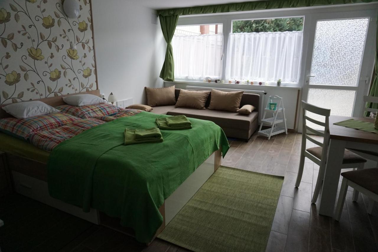 Berc Apartman Egerszalók Exterior foto