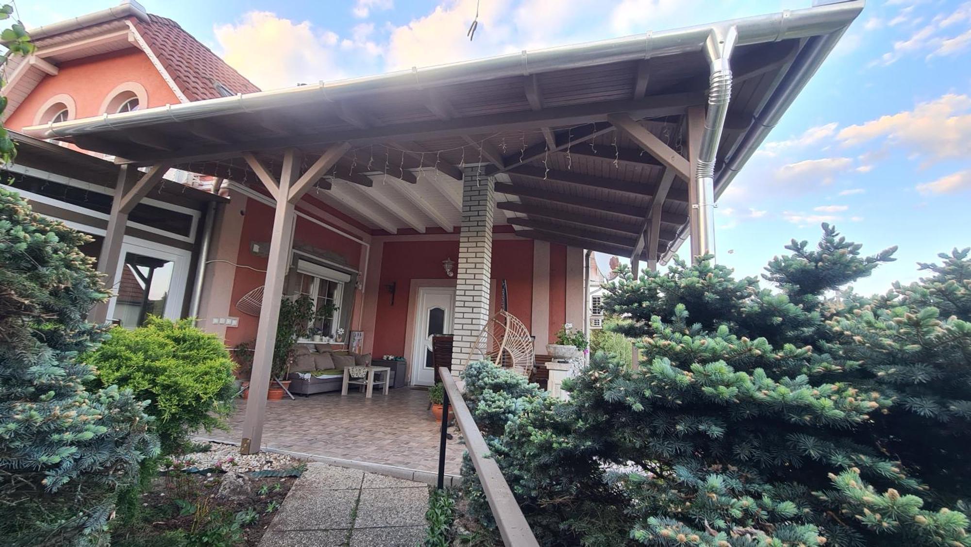 Berc Apartman Egerszalók Exterior foto